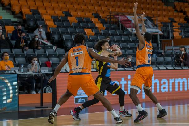 补席上的表 补席上的表